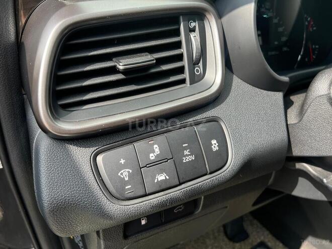 Kia Sorento-19