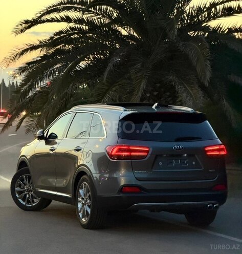 Kia Sorento-5