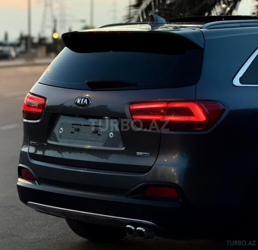 Kia Sorento-7