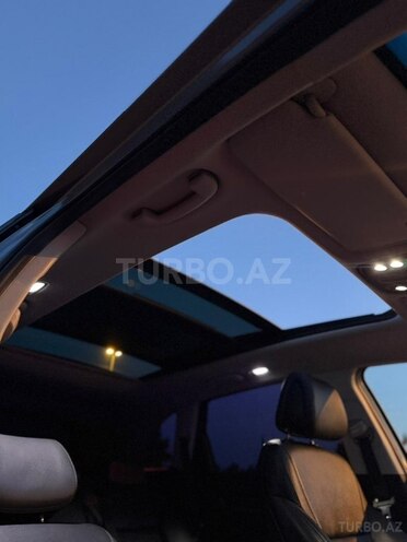 Kia Sorento-19