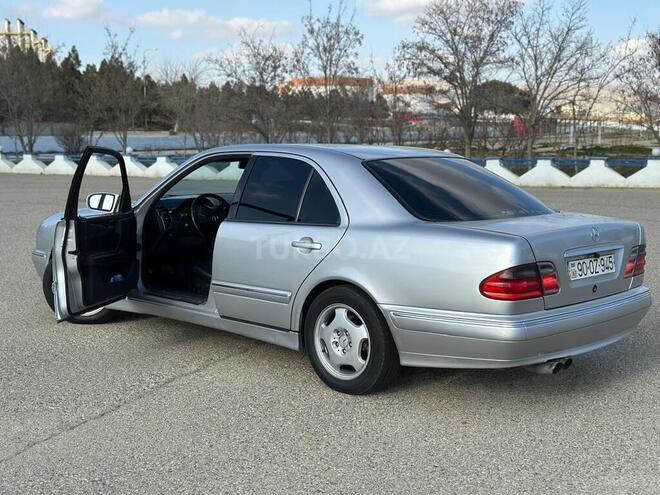 Mercedes E 200-7