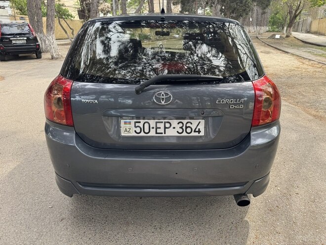 Toyota Corolla-5