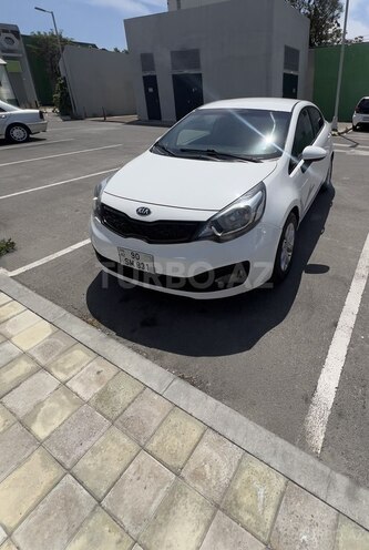 Kia Rio-1