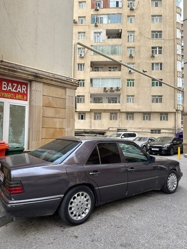 Mercedes 280 E-3