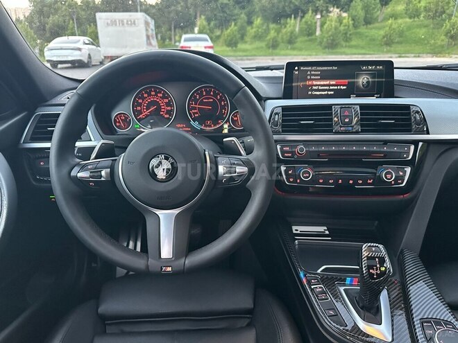 BMW 330-10