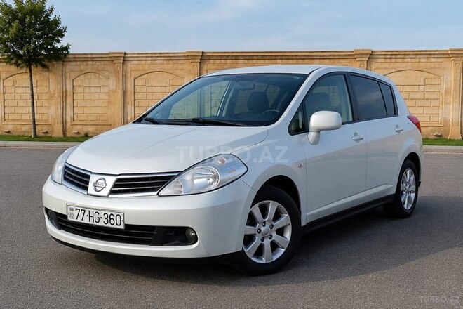 Nissan Tiida-1