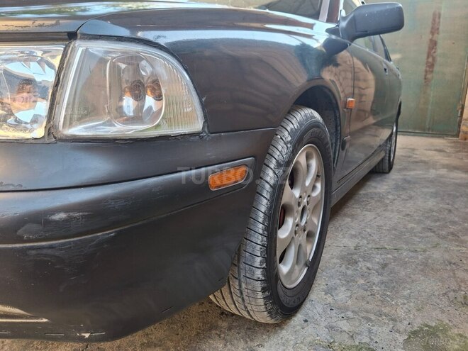 Volvo S40-11