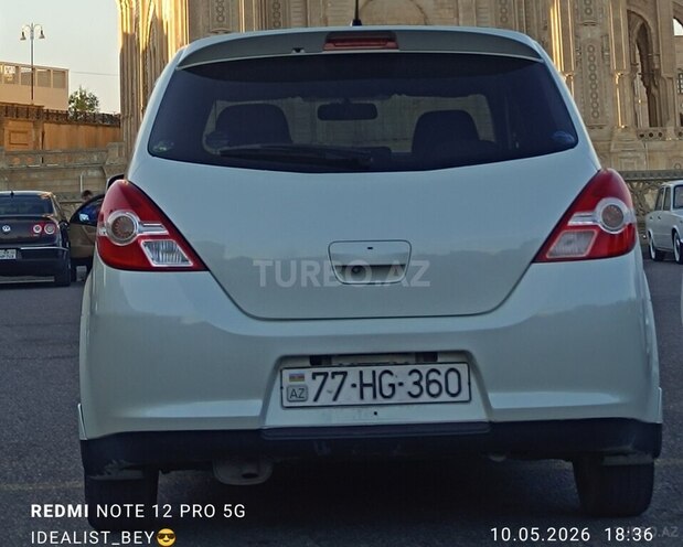 Nissan Tiida-4