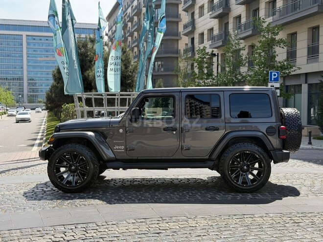 Jeep Wrangler-20