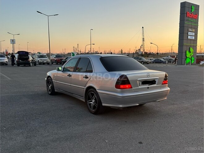 Mercedes C 200-3