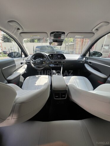 Hyundai Sonata-9