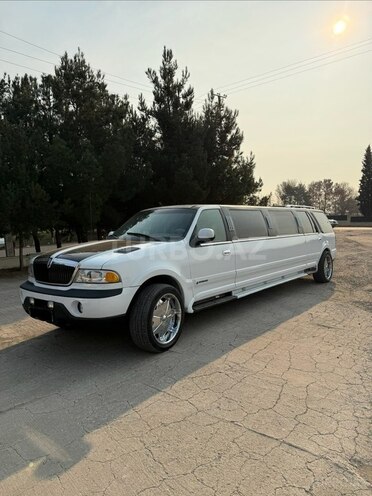 Lincoln Navigator-1
