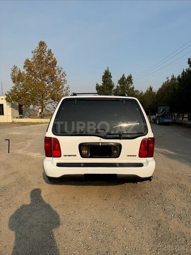 Lincoln Navigator-3