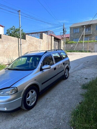 Opel Astra-11