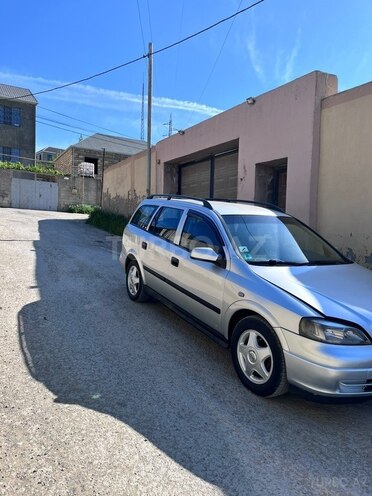Opel Astra-8