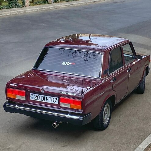 LADA (VAZ) 2107-2