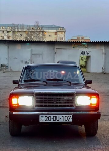 LADA (VAZ) 2107-1