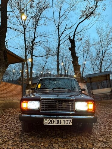 LADA (VAZ) 2107-4