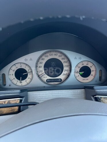 Mercedes E 200-12