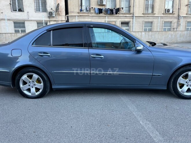 Mercedes E 200-3