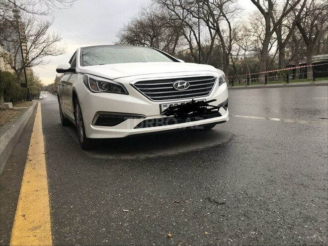 Hyundai Sonata-5