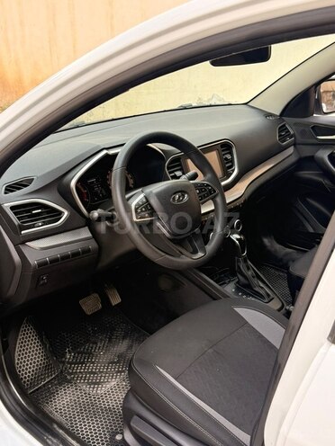 LADA (VAZ) Vesta-7