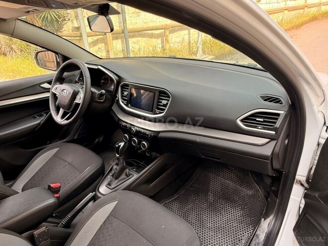 LADA (VAZ) Vesta-8