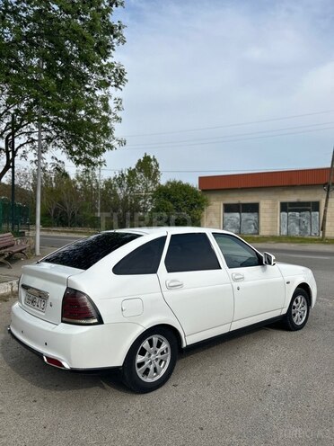 LADA (VAZ) Priora-8