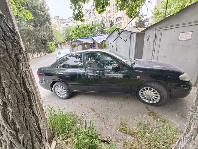 Nissan Sunny-6