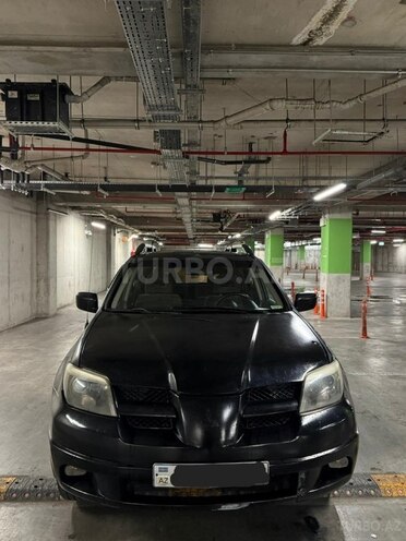 Mitsubishi Outlander-1