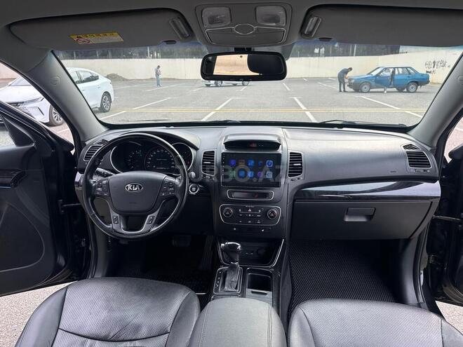 Kia Sorento-17