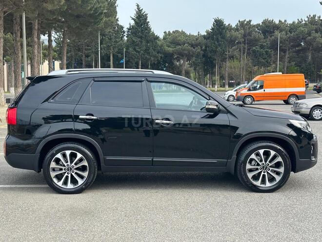 Kia Sorento-14