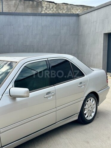 Mercedes C 240-9