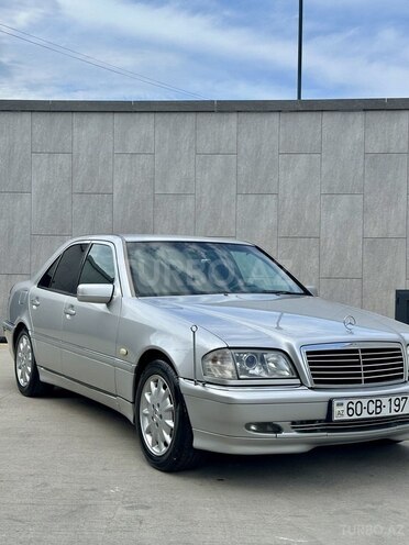 Mercedes C 240-3