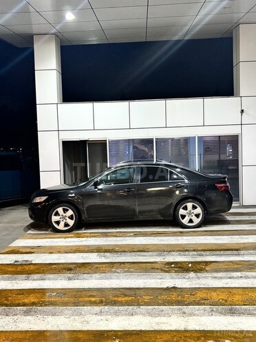 Toyota Camry-6