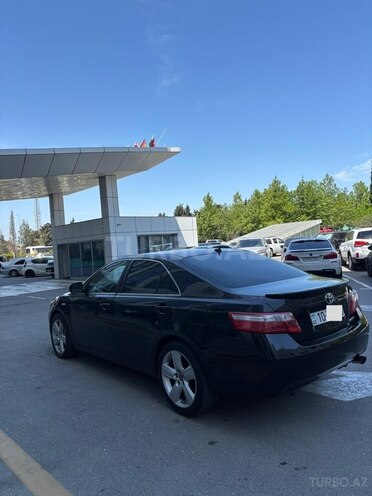 Toyota Camry-5