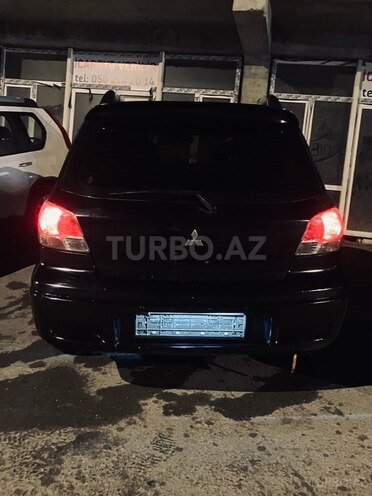 Mitsubishi Outlander-15