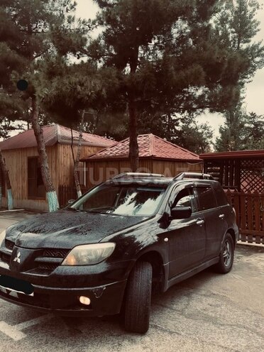 Mitsubishi Outlander-17