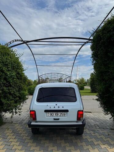 LADA (VAZ) Niva-2