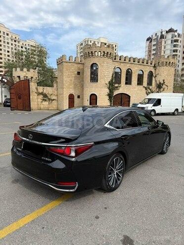 Lexus ES 300h-3