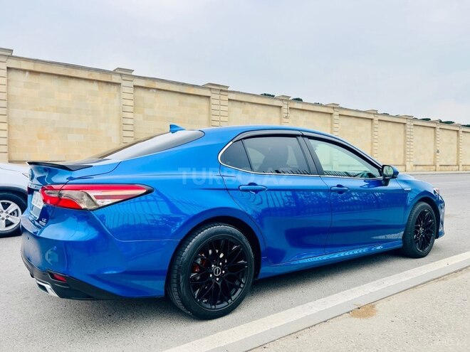 Toyota Camry-3