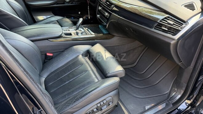 BMW X5-7