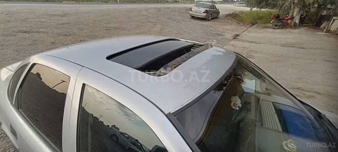 Opel Vectra-5