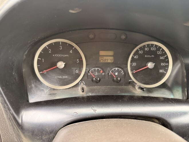 Hyundai H 100-5