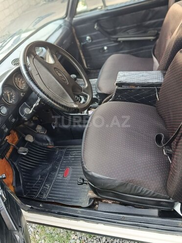 LADA (VAZ) 2106-5