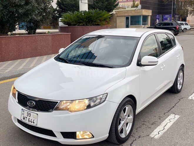 Kia Cerato-5