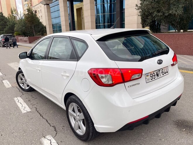 Kia Cerato-8