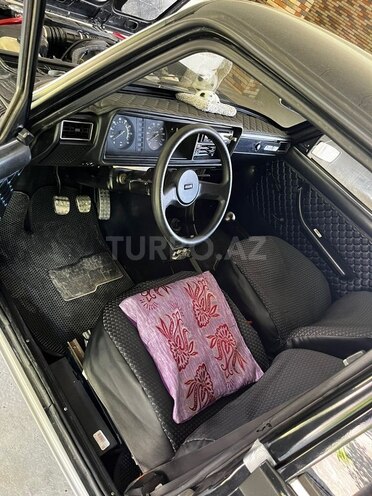 LADA (VAZ) 2107-9