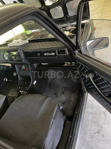 LADA (VAZ) 2107-8