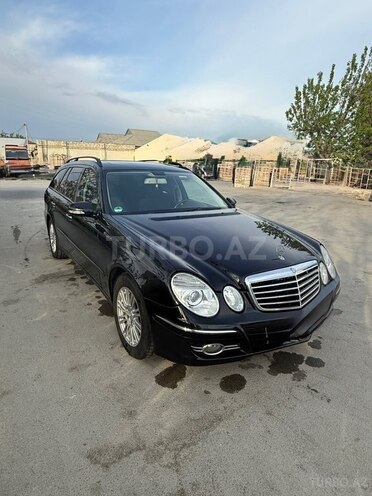 Mercedes E 220-4
